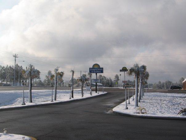 Days Inn & Suites By Wyndham Swainsboro Dış mekan fotoğraf